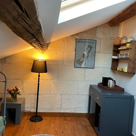 La Maison De Cerise Fourques  Bagian luar foto